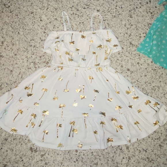Set of 2 girls 3t summer dresses - Picture 2 of 7